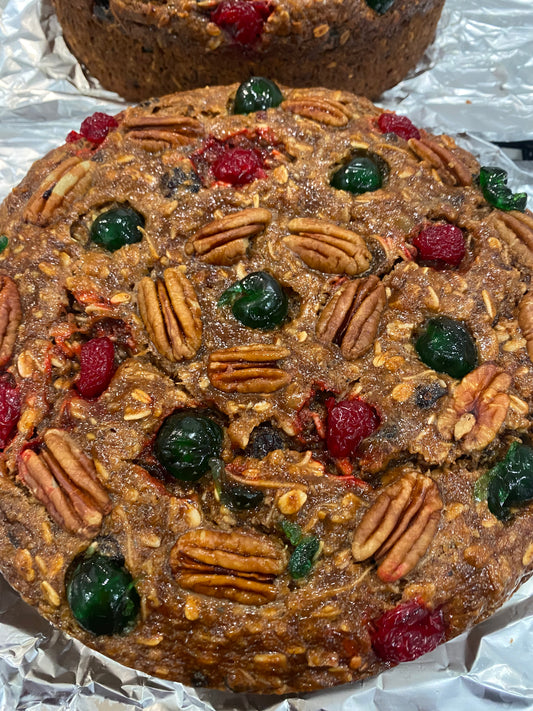 The Good Blondie Round Christmas Cake